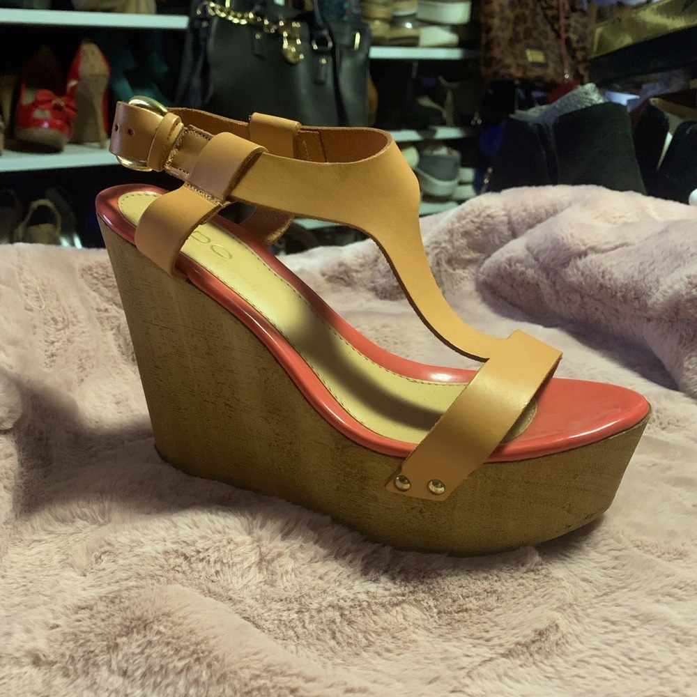 Orange/Pink Aldo Woman’s Size 9 Wedge Sandals